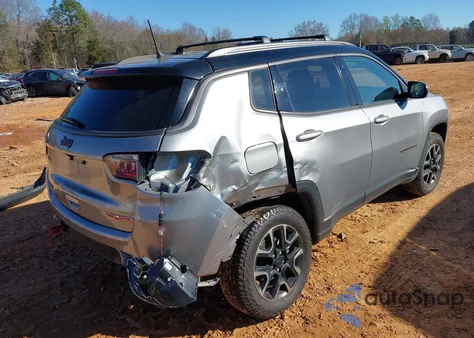 2019 Jeep Compass Trailhawk 4X4 из США, поврежденный, VIN 3C4NJDDB1KT744833